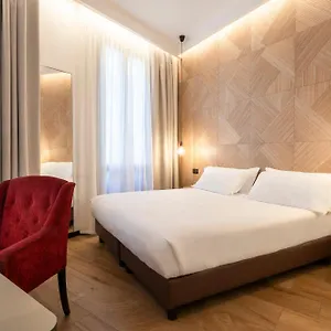Hotell London Milano