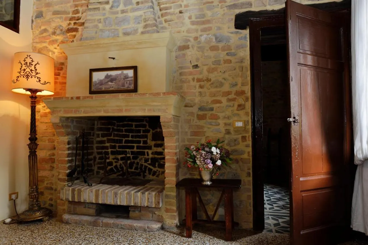Hotel Antico Borgo Di Tabiano Castello - Relais De Charme Tabiano Terme 3*,  Włochy